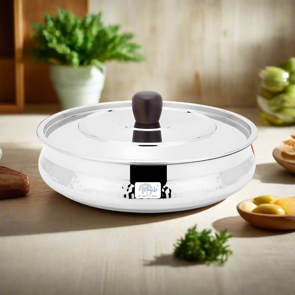 HANDI DISH WITH WOODEN HANDLES AND KNOB - HAMMERED (MEDIUM)