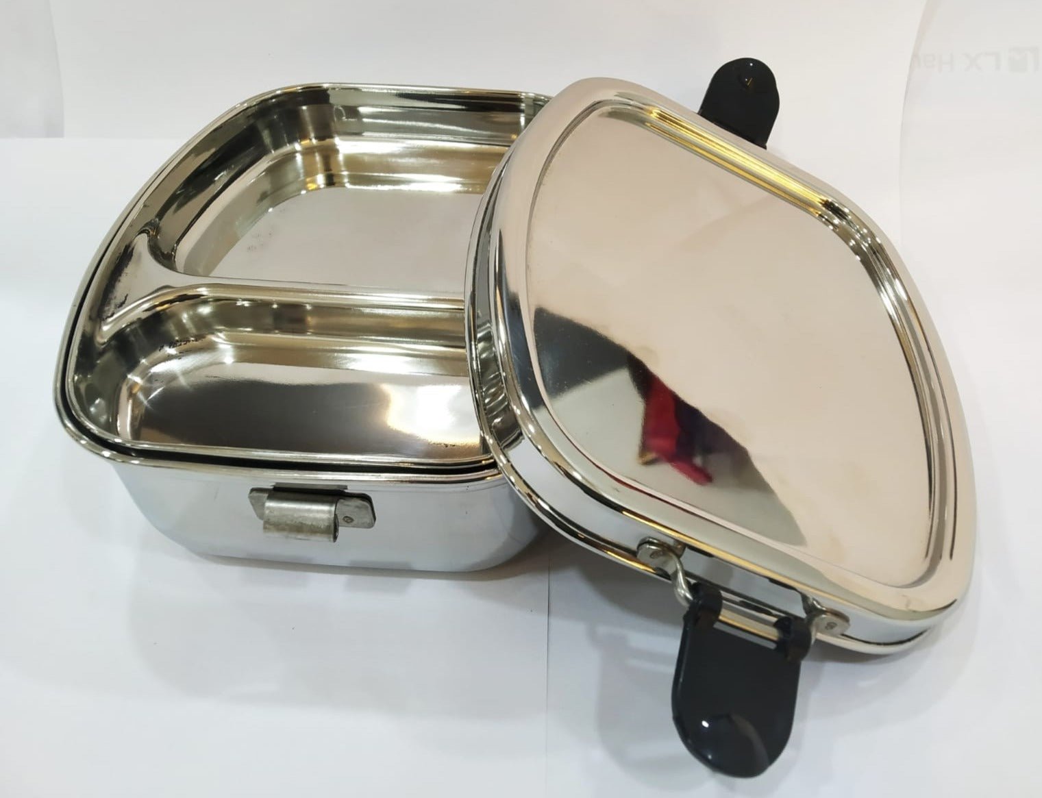 Leak Proof Lunch Box - Bulging - Magike India